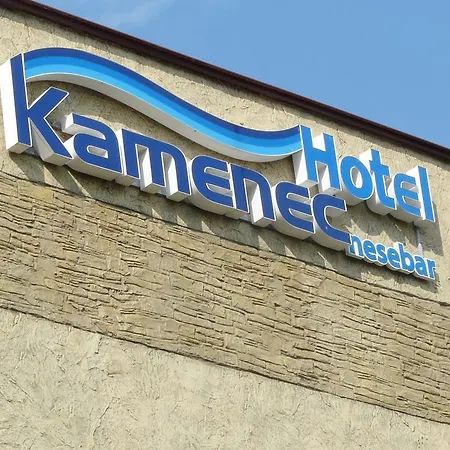 Kamenec 3*