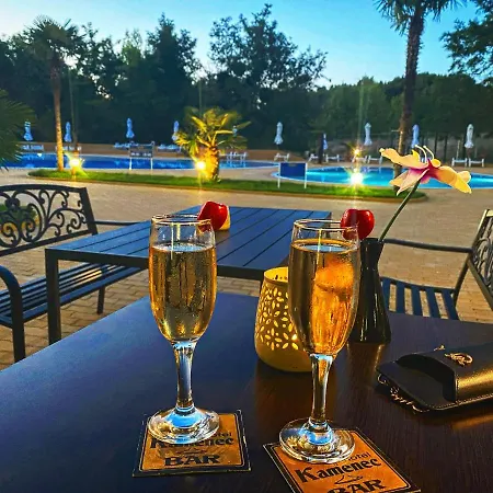 호텔 Kamenec 네세부르