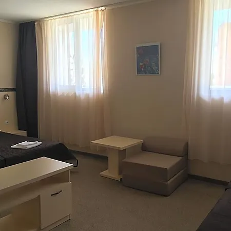 Kamenec 3* Misivri