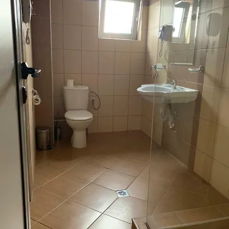 Kamenec Otel