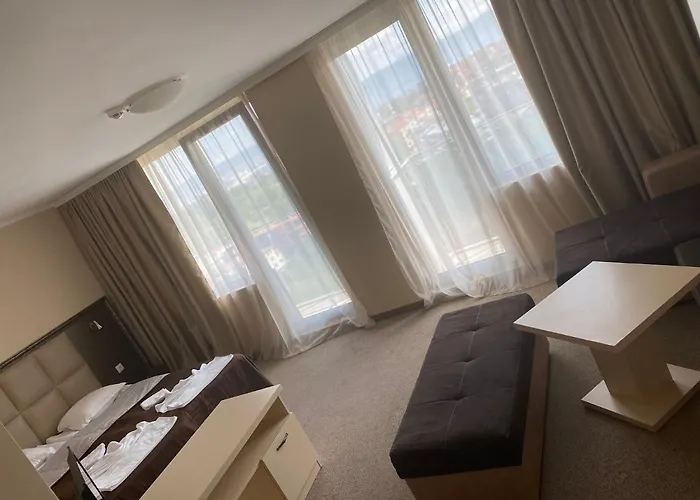 Kamenec Отель Несебр