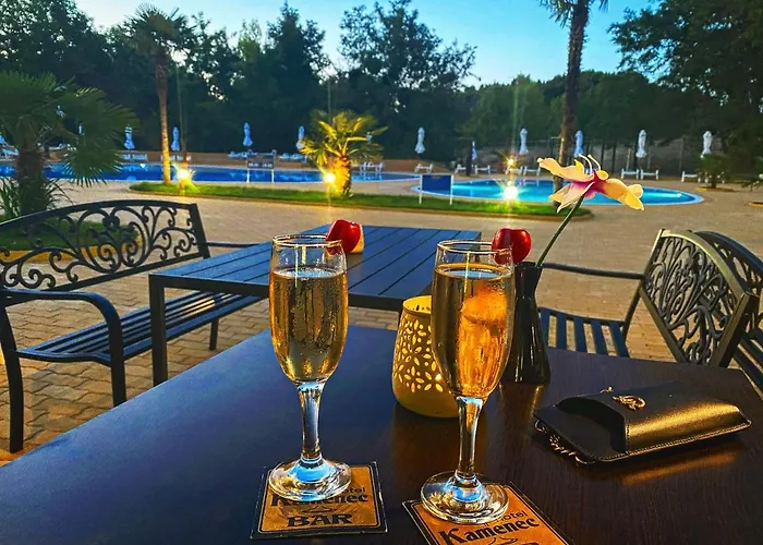 Отель Kamenec Несебр