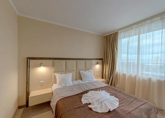 Отель Kamenec 3*