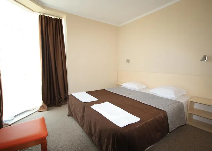 Kamenec Отель Несебр