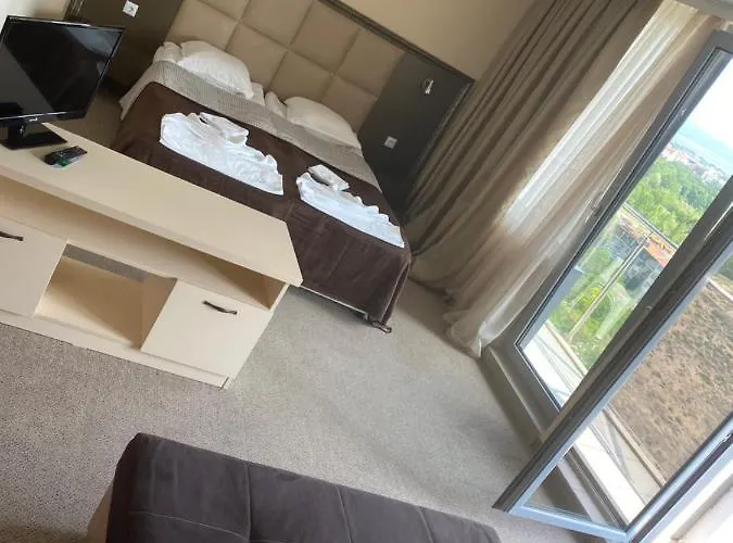 Kamenec Отель 3*